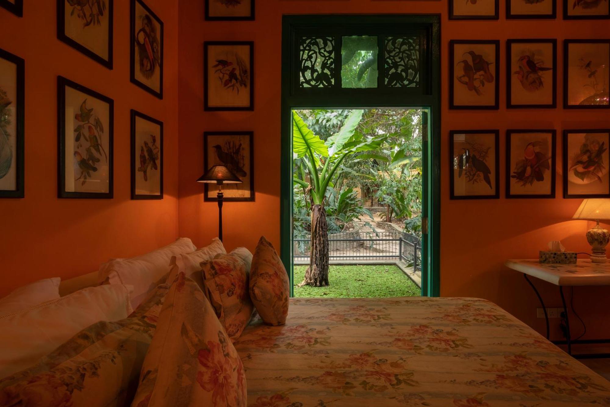 Hotel Casa Heliconia Gampaha Esterno foto