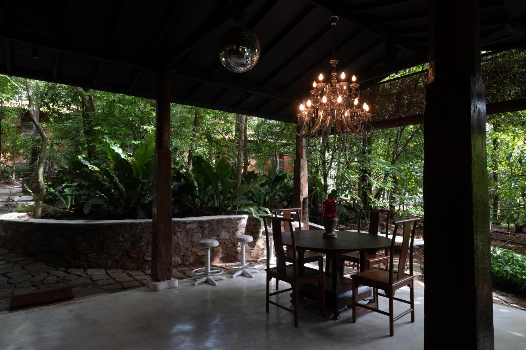 Hotel Casa Heliconia Gampaha Esterno foto