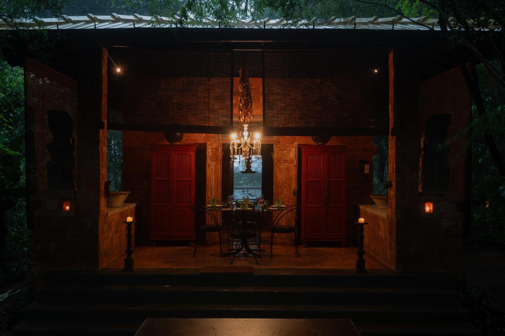 Hotel Casa Heliconia Gampaha Esterno foto